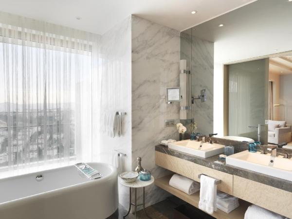 Raffles Istanbul : photo 7 de la chambre chambre de luxe – vue sur ville