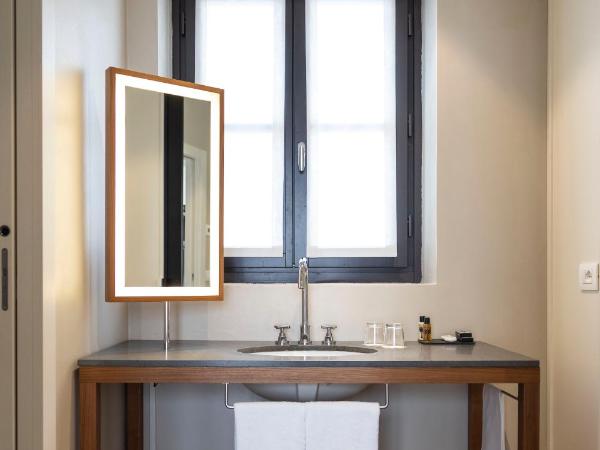 Savona 18 Suites : photo 7 de la chambre chambre lit queen-size