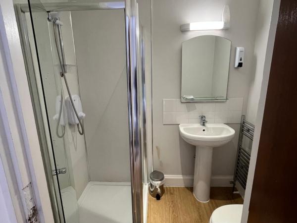 Park View Rooms : photo 7 de la chambre chambre familiale