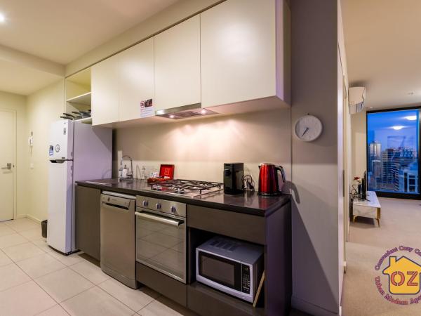 Aussie Escape Apartments-Skyline Collins Tower : photo 8 de la chambre two bedroom with one private bathroom