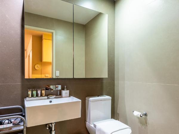 Aussie Escape Apartments-Skyline Collins Tower : photo 5 de la chambre two bedroom with one private bathroom