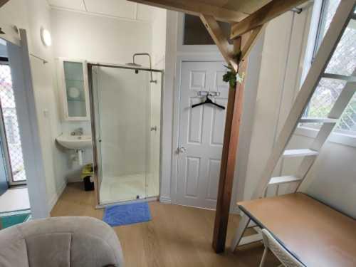 72 on NEWNHAM : photo 6 de la chambre studio