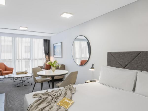Meriton Suites Adelaide Street, Brisbane : photo 3 de la chambre suite studio de luxe