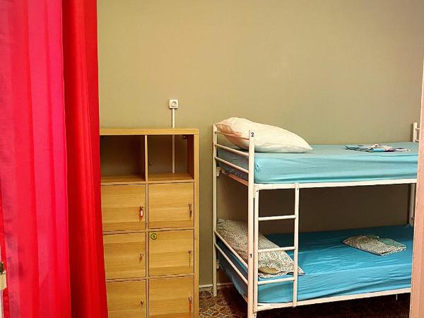 Cathedral Malaga Hostel : photo 6 de la chambre lit dans dortoir mixte de 10 lits