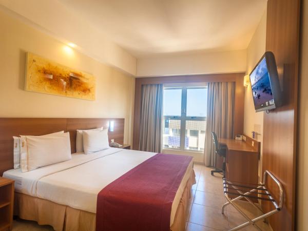 Praiamar Express Hotel : photo 1 de la chambre chambre lit king-size standard