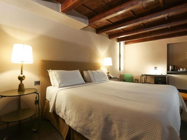 Maison Borella : photo 2 de la chambre chambre double supérieure deluxe - vue sur canal - annexe