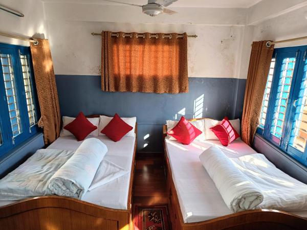 R&R Guest House : photo 2 de la chambre chambre lits jumeaux standard