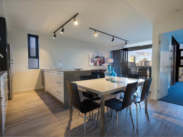 Arena Apartments by CLLIX : photo 3 de la chambre appartement 2 chambres et 2 salles de bains deluxe