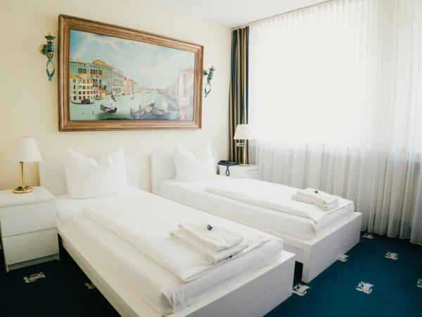 Altstadt Hotel St. Georg : photo 1 de la chambre chambre lits jumeaux