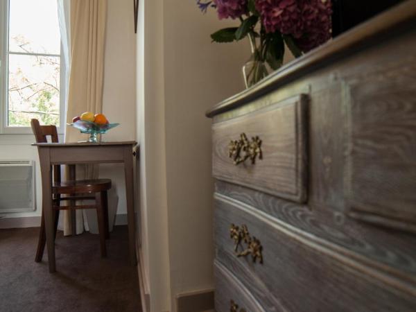 Hotel Saint Paul : photo 4 de la chambre chambre double - côté bois