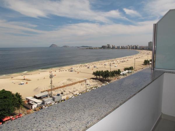 Hotel Atlantico Praia : photo 2 de la chambre chambre triple de luxe supérieure - vue sur mer