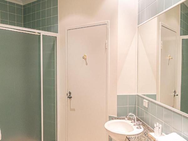 Beaches Holiday Apartments - Official Onsite Reception & Check In : photo 8 de la chambre suite 2 chambres avec vue sur océan