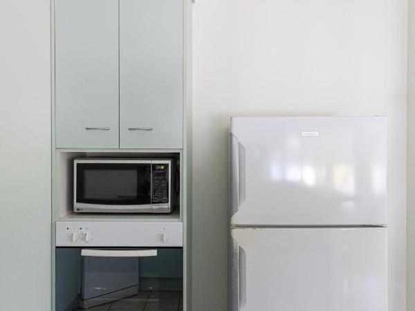 Beaches Holiday Apartments - Official Onsite Reception & Check In : photo 10 de la chambre suite 2 chambres avec vue sur océan