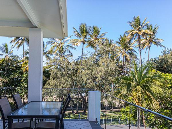 Beaches Holiday Apartments - Official Onsite Reception & Check In : photo 3 de la chambre suite 2 chambres avec vue sur océan