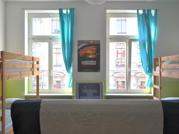 Oskars Absteige : photo 4 de la chambre lit dans dortoir mixte de 8 lits 