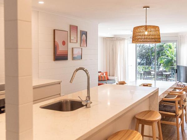 Beaches Holiday Apartments - Official Onsite Reception & Check In : photo 9 de la chambre appartement 2 chambres deluxe - vue sur océan