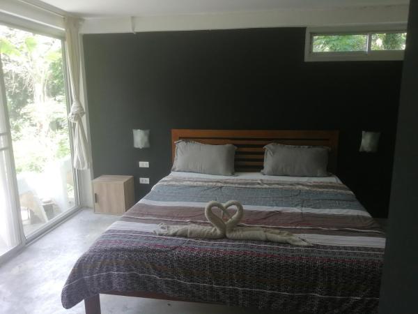 Lazy Republique : photo 9 de la chambre chambre lit king-size standard