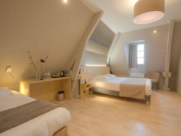 Htel Restaurant La Hoirie : photo 4 de la chambre chambre triple premium contemporaine