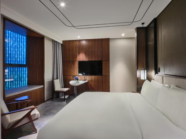 Crowne Plaza Wuhan Development Zone, an IHG Hotel : photo 1 de la chambre chambre premium 