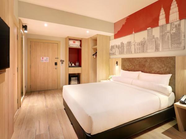 ibis Kuala Lumpur City Centre : photo 5 de la chambre chambre standard avec 3 lits simples sans fenêtre