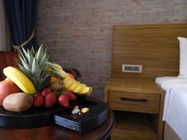 Azka Hotel : photo 6 de la chambre chambre double ou lits jumeaux - vue sur les terres

