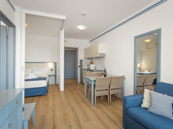 Resort del Mar : photo 6 de la chambre appartement 2 chambres avec balcon (6 personnes)