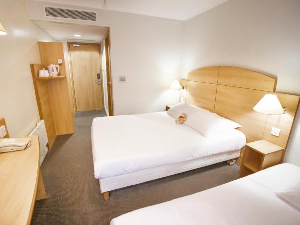 Campanile Hotel Glasgow SECC Hydro : photo 3 de la chambre chambre triple (1 lit double et 1 lit simple)