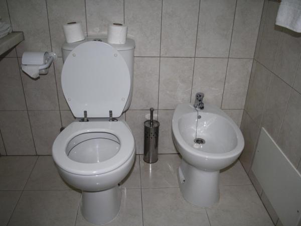 Edificio Albufeira Apartamentos A. Local - Albuturismo Lda : photo 9 de la chambre studio - vue latérale sur mer