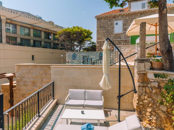 Villa Orabelle : photo 4 de la chambre suite deluxe avec terrasse