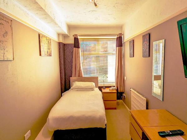 Hotel Celebrity Bournemouth East Cliff by Villare hotels : photo 1 de la chambre chambre simple