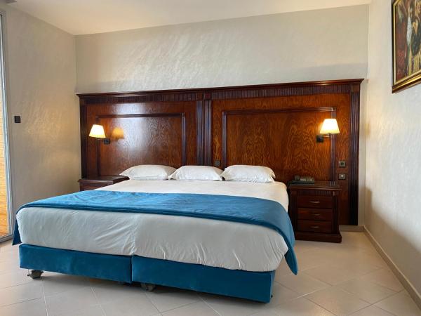 Hotel Azur : photo 7 de la chambre chambre double deluxe