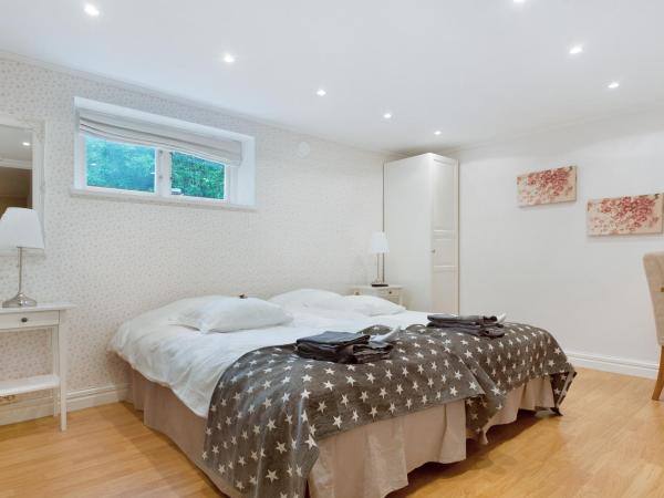 5:ans Bed & Breakfast : photo 4 de la chambre chambre lits jumeaux avec salle de bains commune