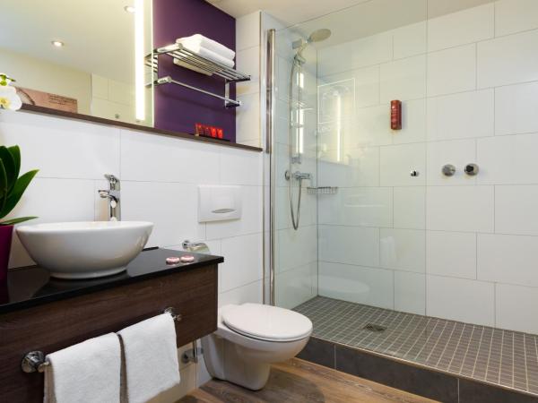 Leonardo Hotel Frankfurt City Center : photo 5 de la chambre chambre double ou lits jumeaux confort