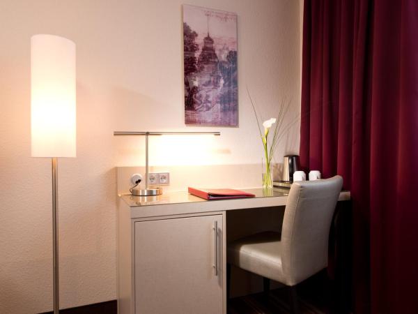 Leonardo Hotel Köln : photo 5 de la chambre chambre double ou lits jumeaux confort 