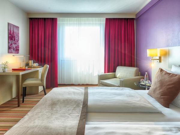 Leonardo Hotel Köln : photo 3 de la chambre chambre double ou lits jumeaux supérieure