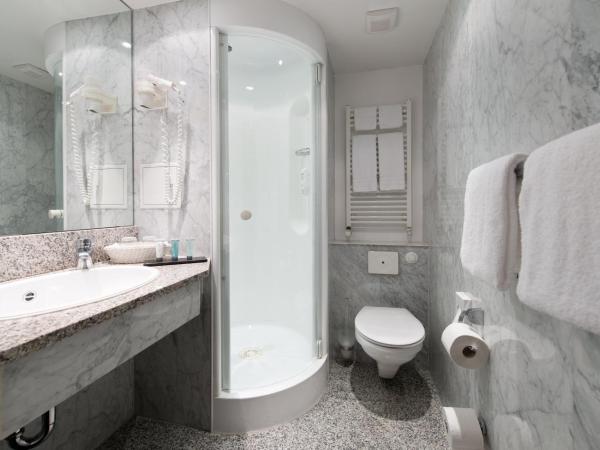 Leonardo Hotel Hannover Airport : photo 5 de la chambre suite