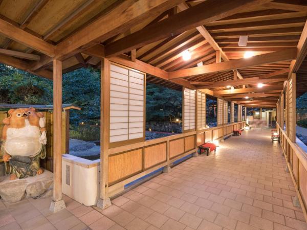 Arima Onsen Gekkoen Yugetsusanso : photo 6 de la chambre japanese-style room -10 tatami-meal provided at restaurant