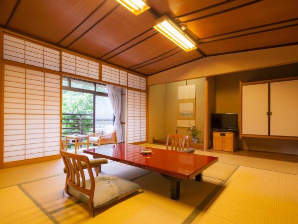 Arima Onsen Gekkoen Yugetsusanso : photo 3 de la chambre japanese-style room -10 tatami-meal provided at restaurant