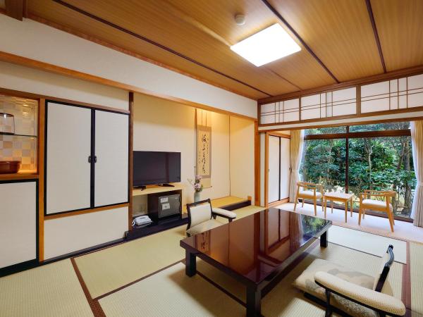 Arima Onsen Gekkoen Yugetsusanso : photo 3 de la chambre japanese-style room -8 tatami-meal provided at restaurant