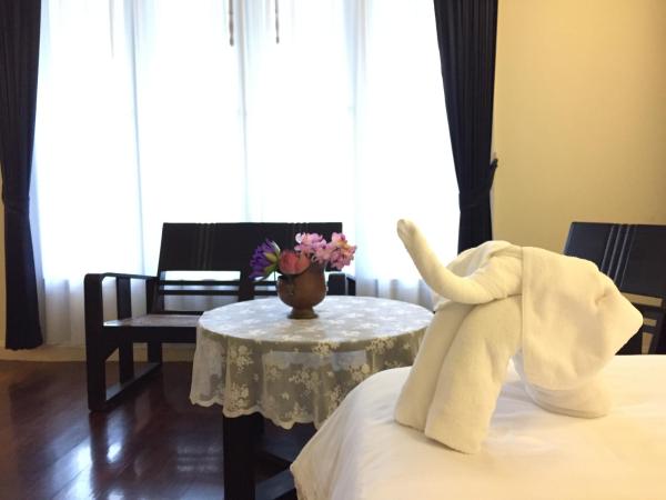 SSIP Boutique Dhevej Bangkok : photo 3 de la chambre suite avec balcon