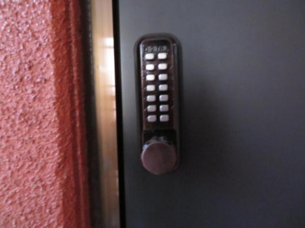 Sapporo Guest House Nariya : photo 5 de la chambre petite chambre lits jumeaux