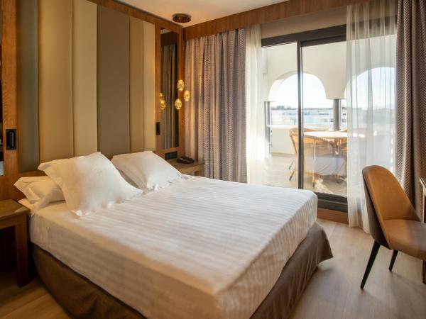 Hotel Granada Center : photo 3 de la chambre chambre double avec terrasse