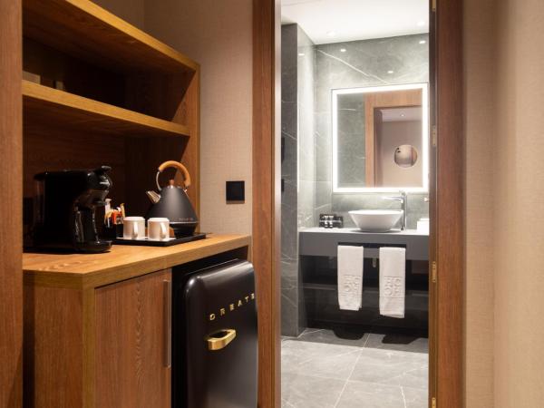 Hotel Granada Center : photo 4 de la chambre suite junior