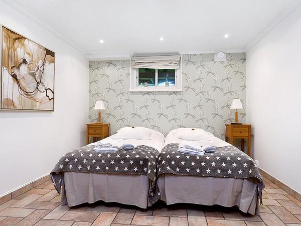 5:ans Bed & Breakfast : photo 1 de la chambre chambre lits jumeaux avec salle de bains commune