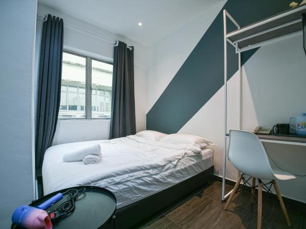 Meta Hotel : photo 10 de la chambre chambre lit queen-size deluxe