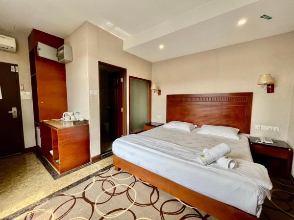 Fan Holiday Hotel : photo 5 de la chambre chambre lit king-size deluxe