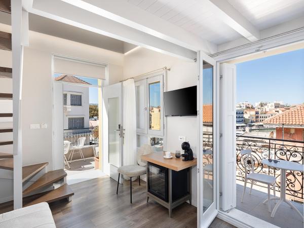 Elia Erato : photo 1 de la chambre suite deluxe - vue sur mer