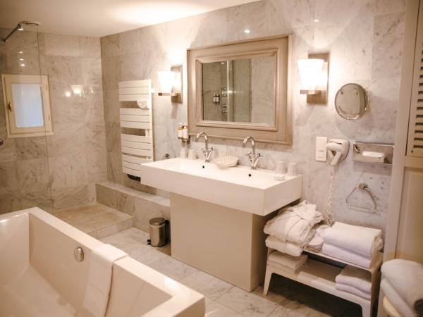 Relais & Châteaux Le Brittany & Spa : photo 4 de la chambre suite - manoir - côté mer