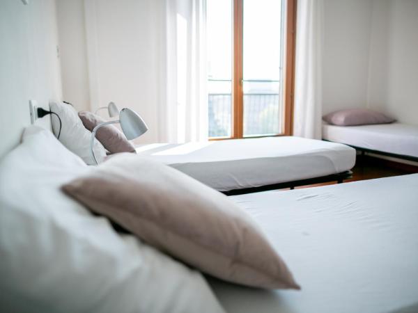 B&B Best Hostel Milano : photo 2 de la chambre lit dans dortoir mixte de 4 lits