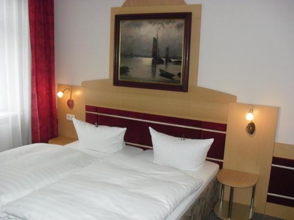Pension Dresdener Panorama : photo 2 de la chambre chambre double